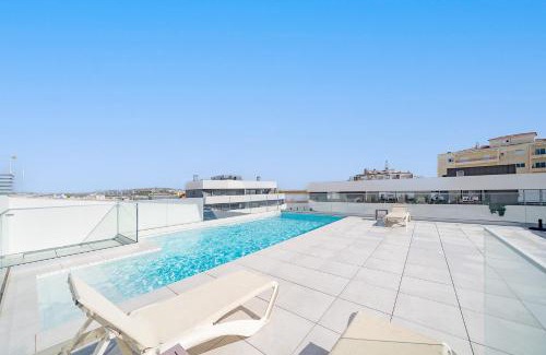 Lagos Apartment | Lagos Modern 2 With Pool by Homing