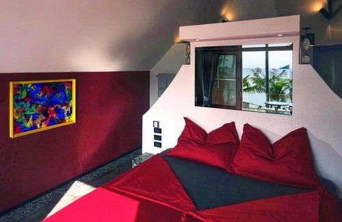 Klong Son Hotel | Laguna Beach House