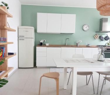 Cabras Apartment | Laguna house