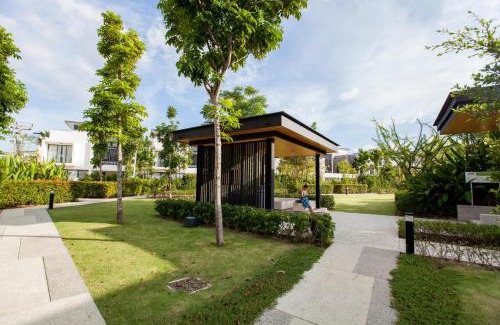 Laguna Villa | Laguna Park 4 Bedrooms Villa by NLA