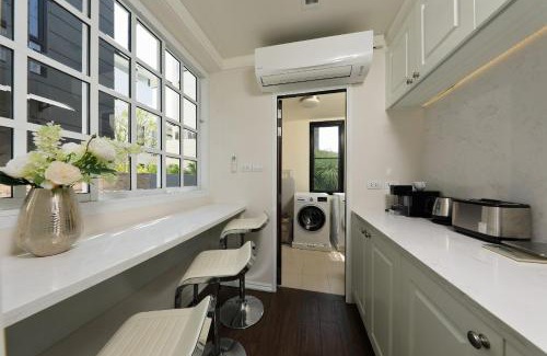 Laguna Villa | Laguna Park by Goodman Brokers