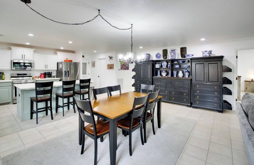 Hot Springs Condo | Lake Access: Pet-Friendly Duplex in Hot Springs!