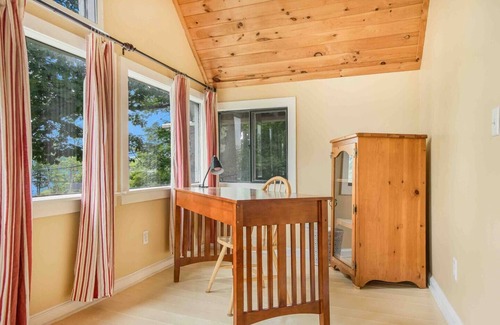 Richfield Springs House | Lake Access to Canadarago Lake*Lake View Cottage*