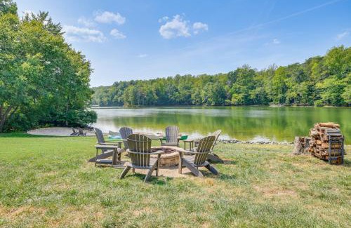 Bumpass House | Lake Anna Home with Dock and Private Shoreline!