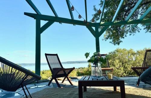Revfulop Villa | Lake Balaton Panorama Mansion