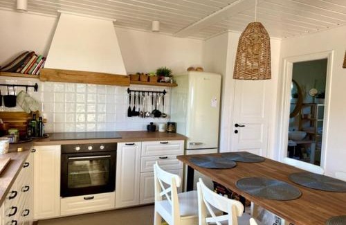 Revfulop Villa | Lake Balaton Panorama Mansion