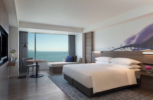 Takarabune Onsen Hotel | Lake Biwa Marriott Hotel