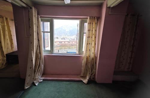 Dal Lake House | Lake Boulevard Guest House