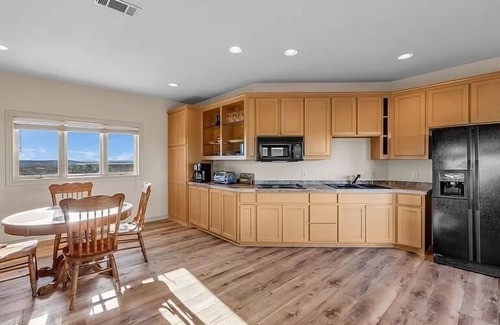 Burnet Apartment | Lake Buchanan