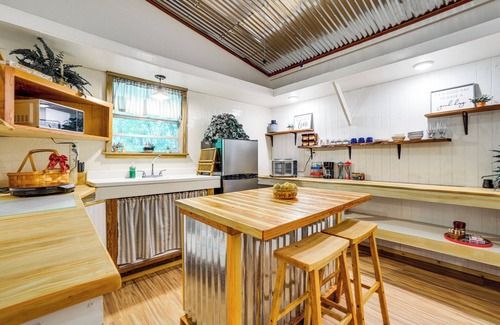 Lake Butler Apartment | Lake Butler Cabin on 5 Acres w/Fire Pit!