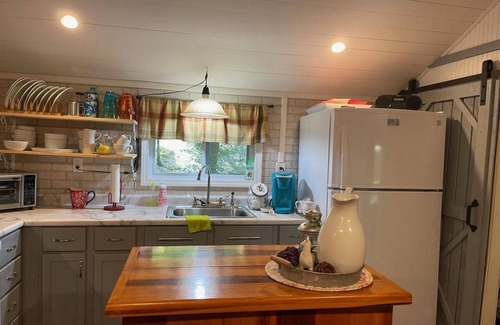 Goreville Cabin | Lake Cabin in the Shawnee Forest!