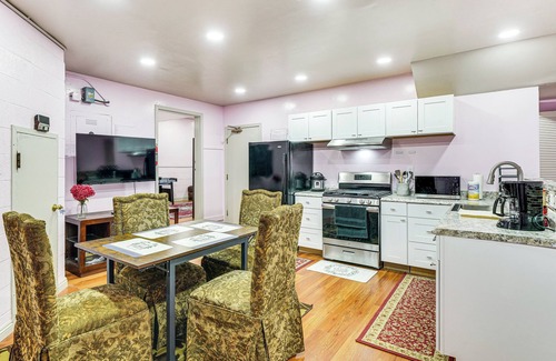 Castro Valley Apartment | Lake Chabot Getaway ~ 3 Mi to Water!