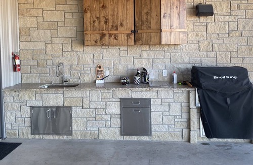 Silver Cabin | Lake Champion Lodge-On The Lake