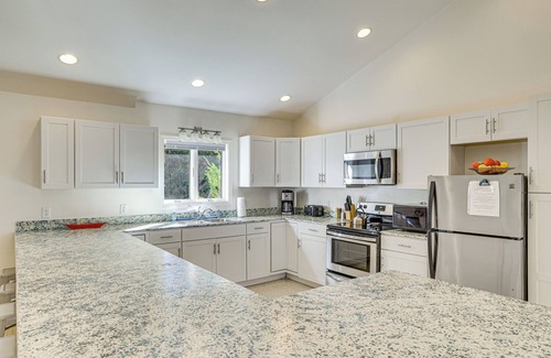 Chazy House | Lake Champlain Retreat w/Grill, Fire Pit!