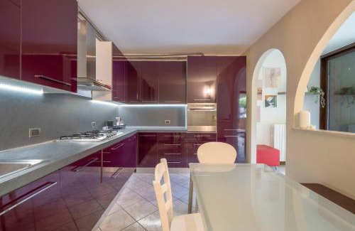 Olginate Apartment | Lake Como 10 min - Terrace with Lake View - Wifi