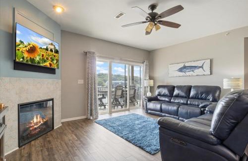 Camdenton House | Lake Condo