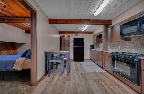 Panorama Village Cabin | Lake Conroe Area - Panorama Golf Club Community