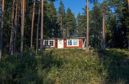 Asenhoga Cabin | Lake cottage near Isaberg
