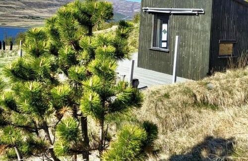 Hvalfjarðarsveit House | Lake cottage with excellent view