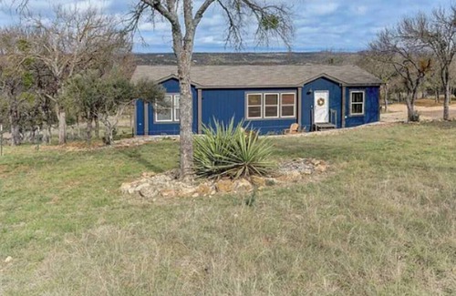 Burnet House | Lake Down the Road - House