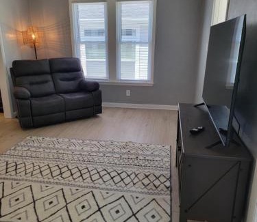 Port Clinton House | Lake Erie Beach Hutch
