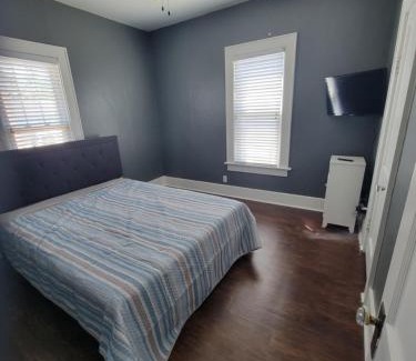 Port Clinton House | Lake Erie Beach Hutch