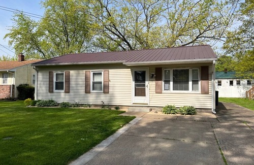 Huron House | Lake Erie Leisure 5 mins to the beach, 10 mins to Cedar Point
