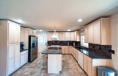 Lake Ozark House | Lake Escape: Home sleeps 12, ideal for family fun/relaxation with lakeview.