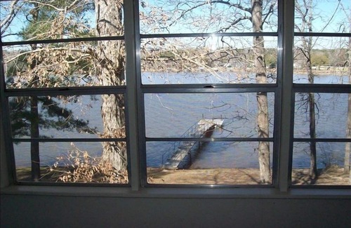 Fort Gaines House | Lake Eufaula WATERFRONT 2 bedrooms/2 baths