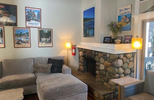 Dollar Point House | Lake Forest Villa Patio w BBQ