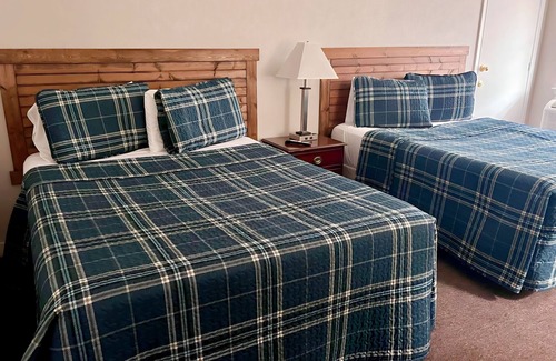 Alba Hotel | Lake Fork Resort