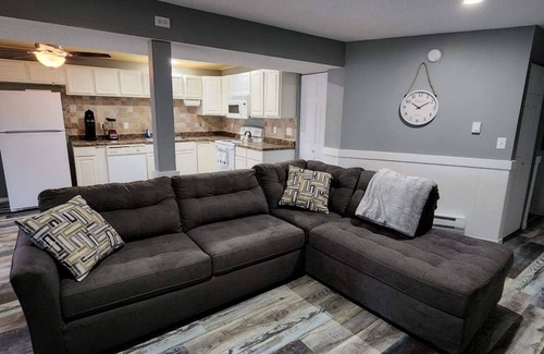 Marion Apartment | Lake Front 2-bedroom,1 bath ground floor apartment! Dock and Kayaks included!