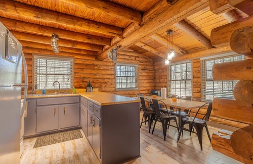 Ellijay Cabin | Lake Front Cabin - Very Secluded.Serenity lives here!