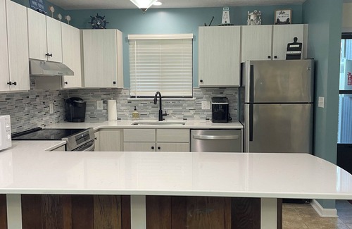 Osage Beach Condo | Lake Front Condo, 2 pools, playgrounds, Screened-in porch