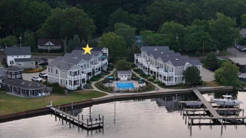 Saugatuck House | Lake front condo with pool access walking distance to downtown Saugatuck