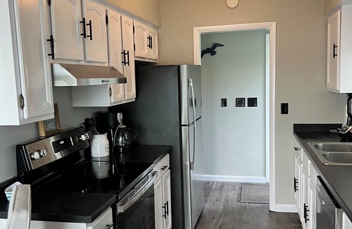 Northwest House | Lake Front Cottage with pontoon available for rent