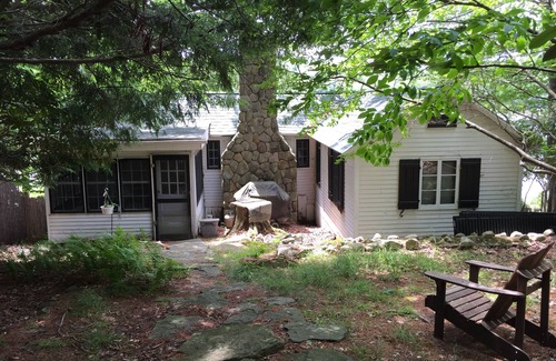Smallwood Cottage | Lake front cottage with "million dollar" view, close to Bethel Woods