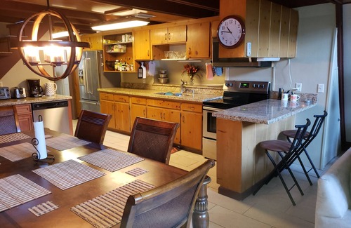 Haines City House | Lake Front Country Pool Home, 40 minutes to Disney