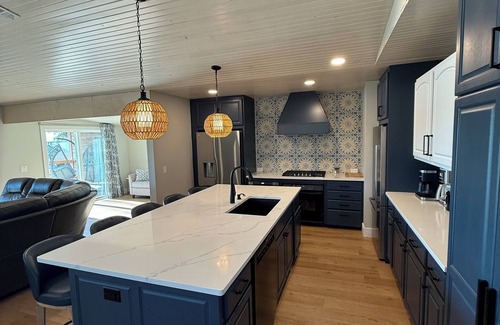 Star Harbor House | Lake front home in Star HarbornLakeside 9 Getaway