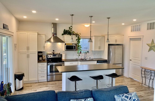 Okanagan-Similkameen House | Lake front home in Wine Country