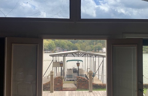 Versailles House | Lake Front Home with 3 steps to water, private dock, quiet cove & flat yard