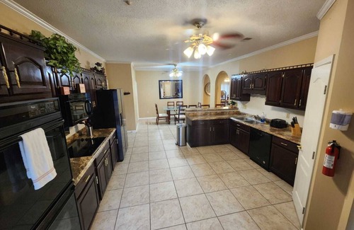 Southaven House | Lake Front Luxury Mansion with King beds, garden and pool