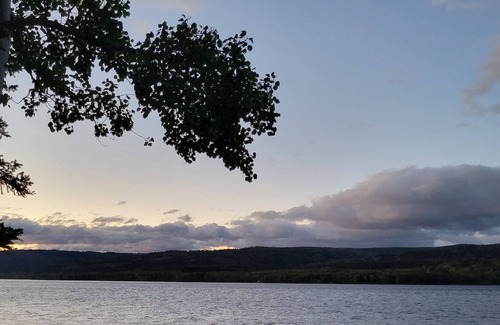 Moberly Lake Cottage | Lake front property