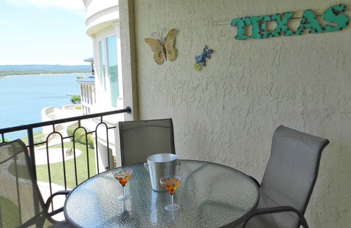 Highland Lake Estates Condo | Lake front retreat at the Island on Lake Travis -1