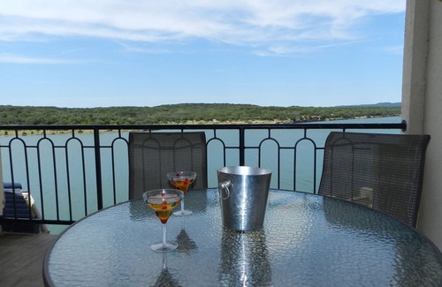 Highland Lake Estates Condo | Lake front retreat at the Island on Lake Travis -1