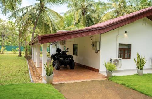 Inamaluwa House | Lake Gama