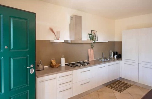 Pieve Vecchia House | [Lake Garda 300m] House in Manerba