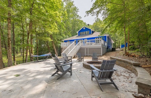 Macon House | Lake Gaston Lyons creek 3 bedroom plus bunkbed loft 2 bathroom sleeps 10-12