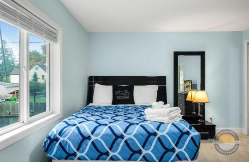 Lake Geneva House | Lake Geneva Family Fall Escape