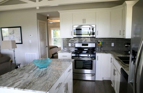 Mid America Cabin | Lake Hamilton Cottage, Wonderful Mountain View
